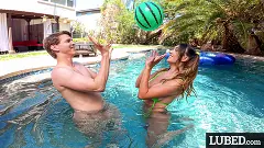 Aubry Babcock - Hula nena | Picture (4)