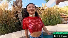 Lulu Chu - Felicidad junto a la piscina | Picture (6)